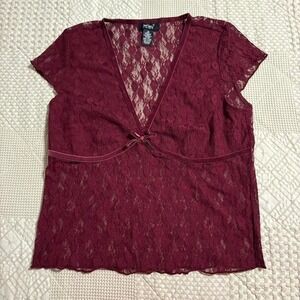 Just Polly New York Burgundy lace mesh short sleeve top with bow detail